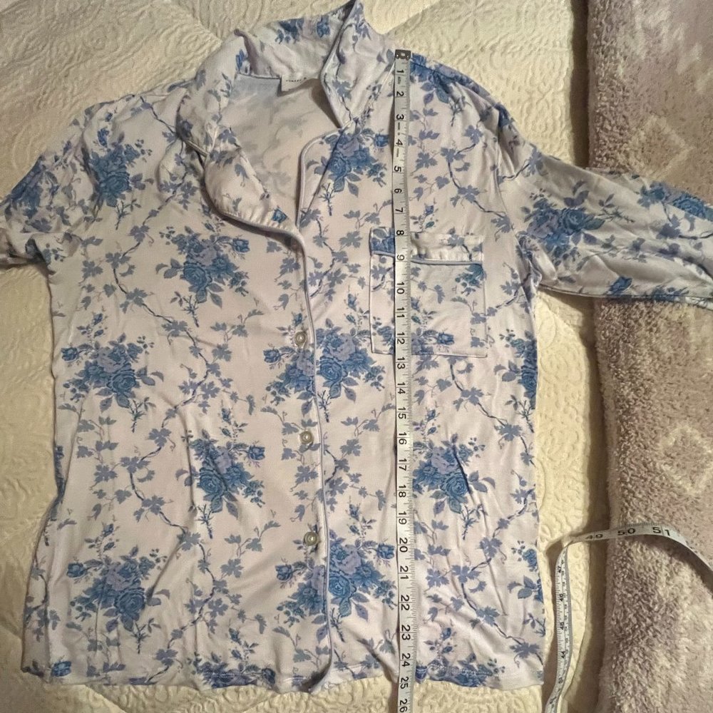 LoveShackFancy x Stripe & Stare PJ Set Size Medium - Picture 6 of 8